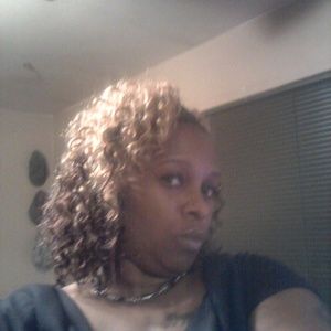 Meet your Posher, Shani